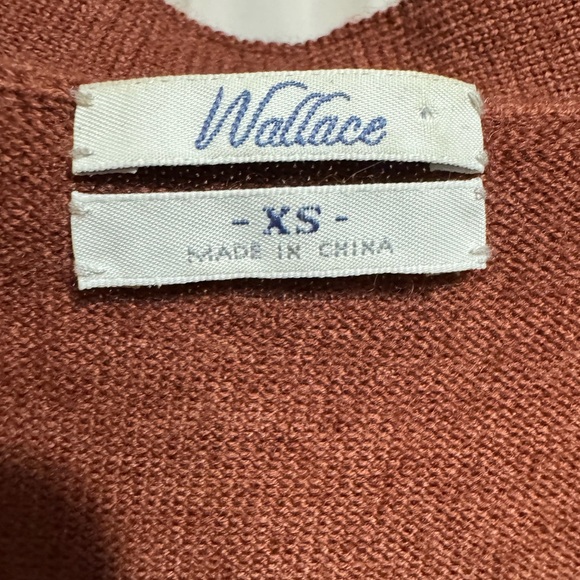 100% Merino Wool Cardigan Sweater Brown Button Front Pocket Classic Sz XS - Picture 4 of 11